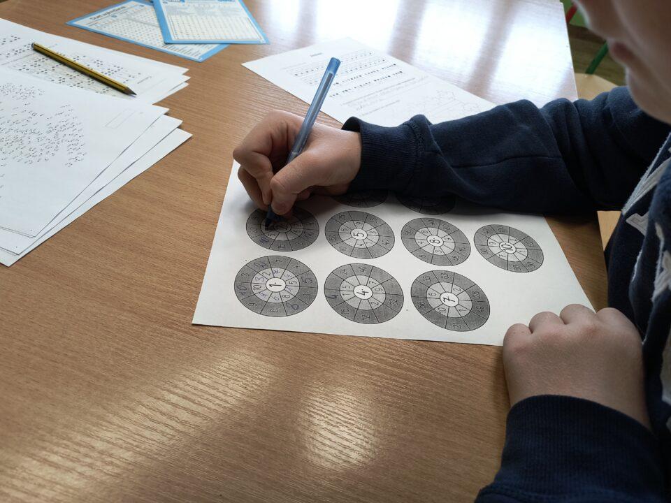 Zajęcia korekcyjno - kompensacyjne w MOW